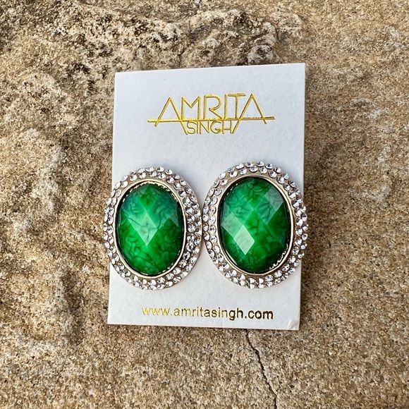 Amrita Singh Cleopatra Oval Studs - Evergreen - Picture 3 of 5